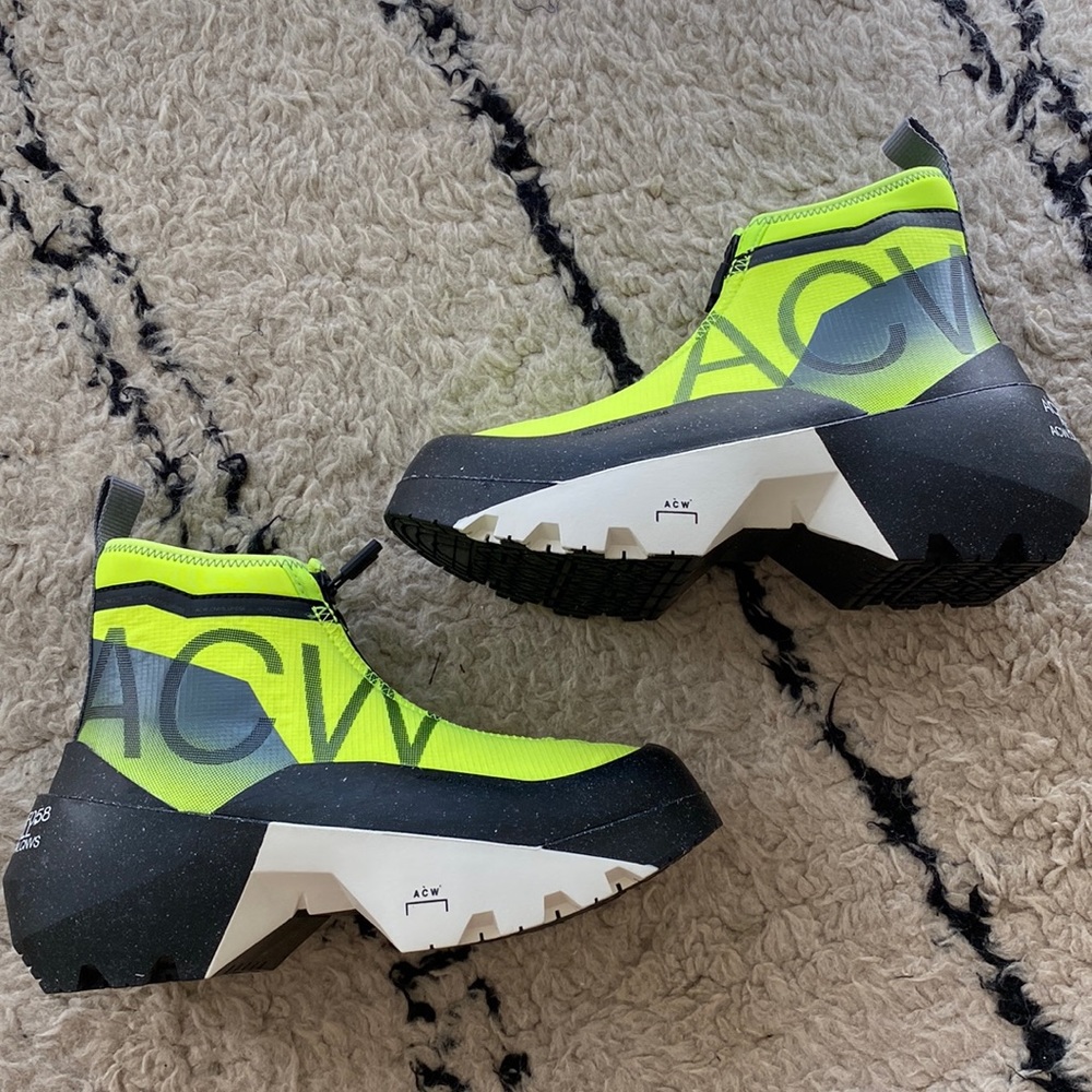 A-COLD-WALL x Converse Geo Forma high-top sneaker boot / color: Volt